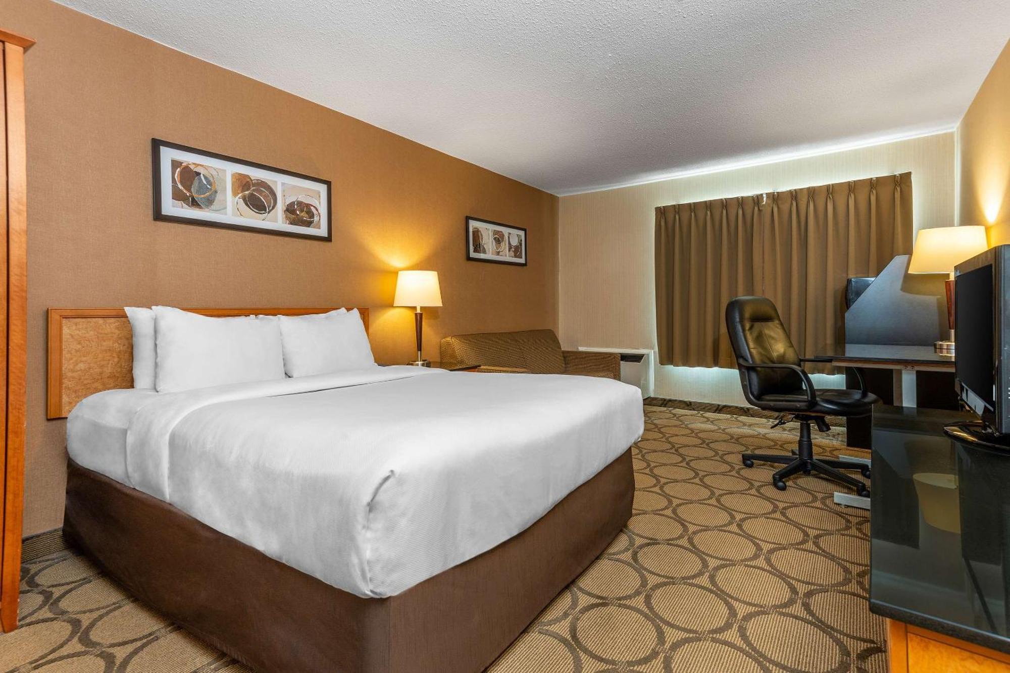 Comfort Inn Truro Exterior photo