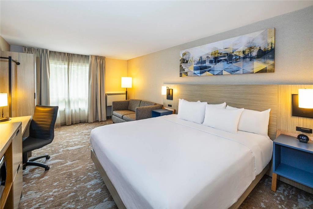 Comfort Inn Truro Room photo