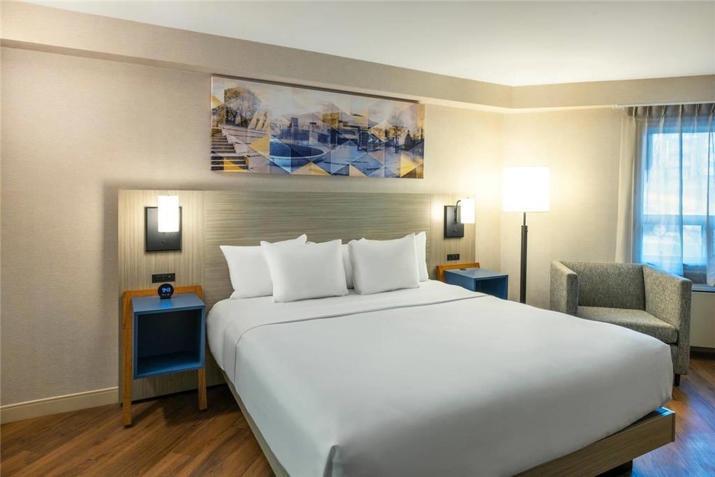 Comfort Inn Truro Room photo
